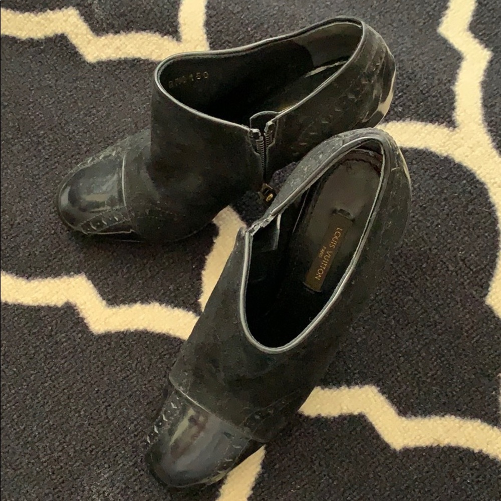 Louis Vuitton Shoe